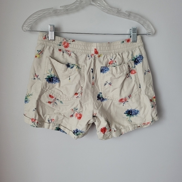 GAP Kids Cargo Shorts In Floral Print - Picture 3 of 5